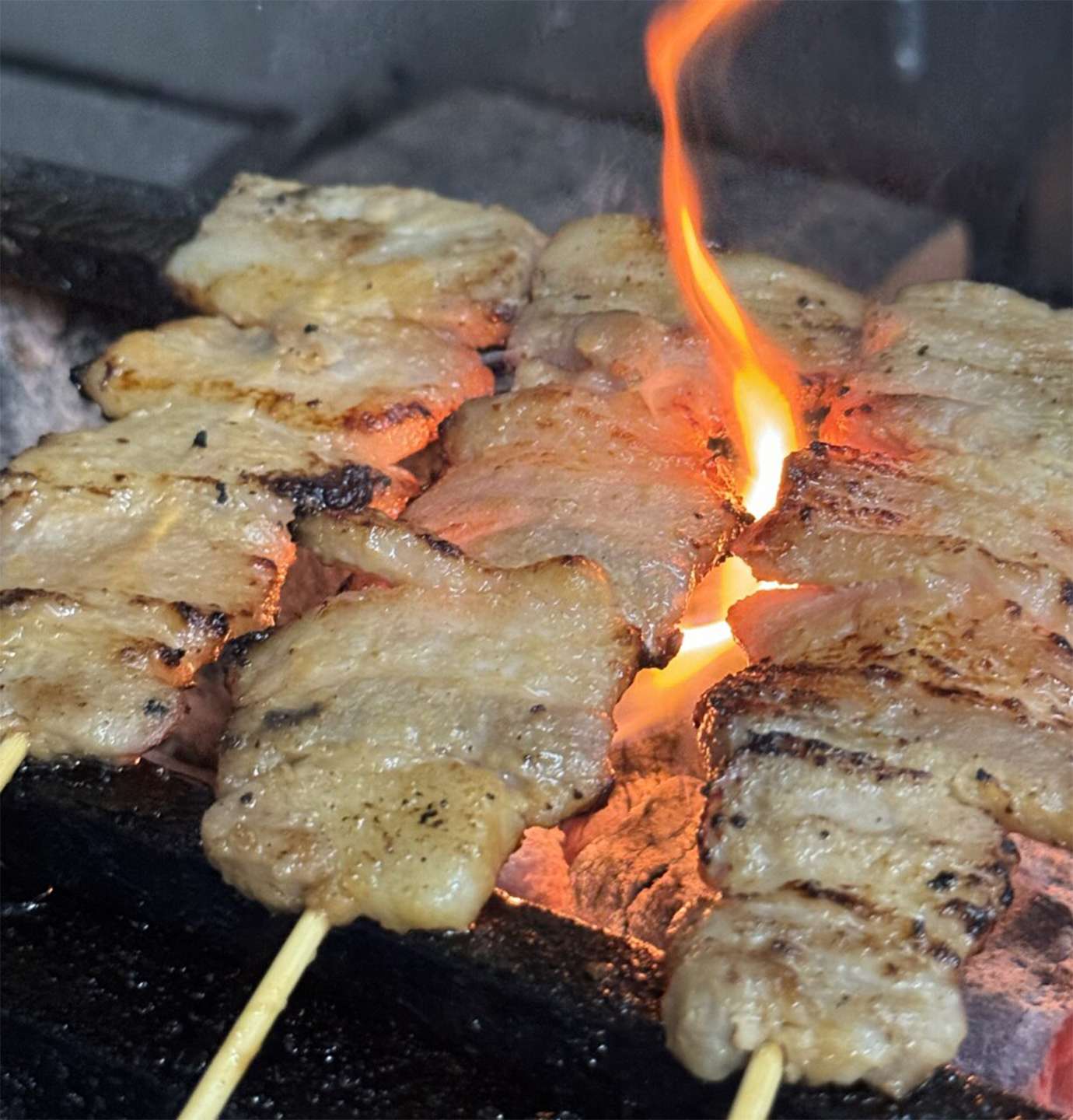 柔らかステーキ牛、豚旨味噌焼き